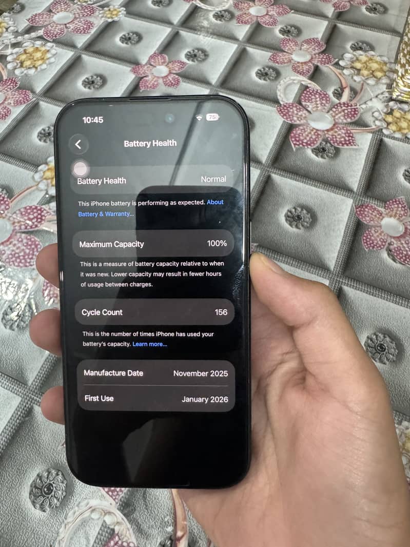Apple iPhone 15 4