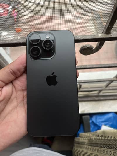 Apple iPhone 16 Pro 128gb Jv. (Only whatsapp 03367734009)