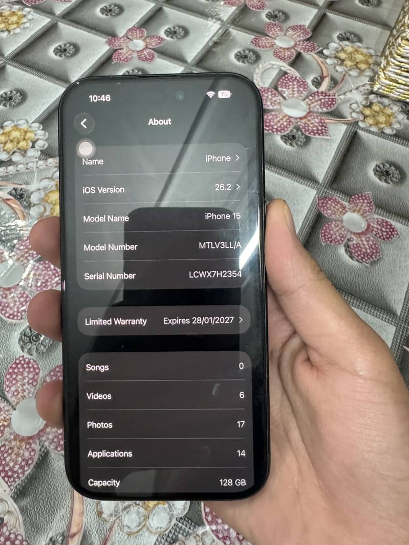 Apple iPhone 15 6