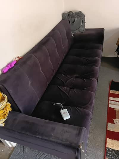 sofa converted in bed and setti available hai