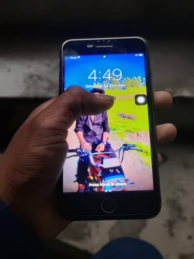 I phone 7 plus for sale jisk rbta kry chng posibl