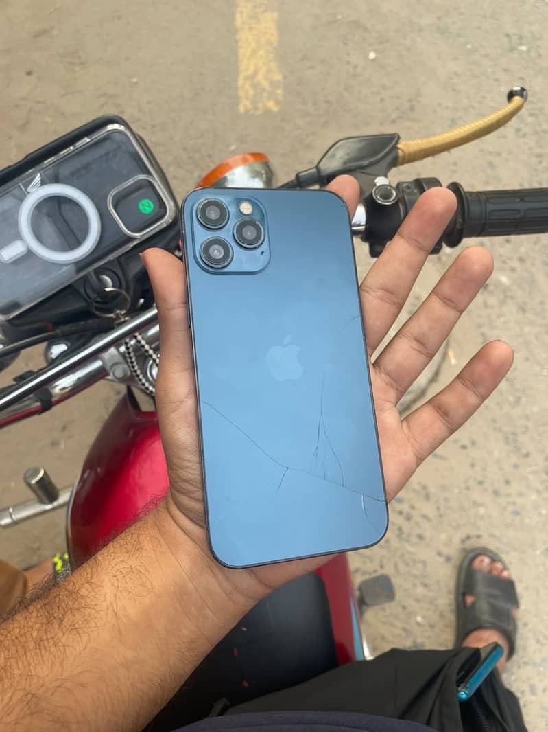Apple iPhone 12 Pro Max 2