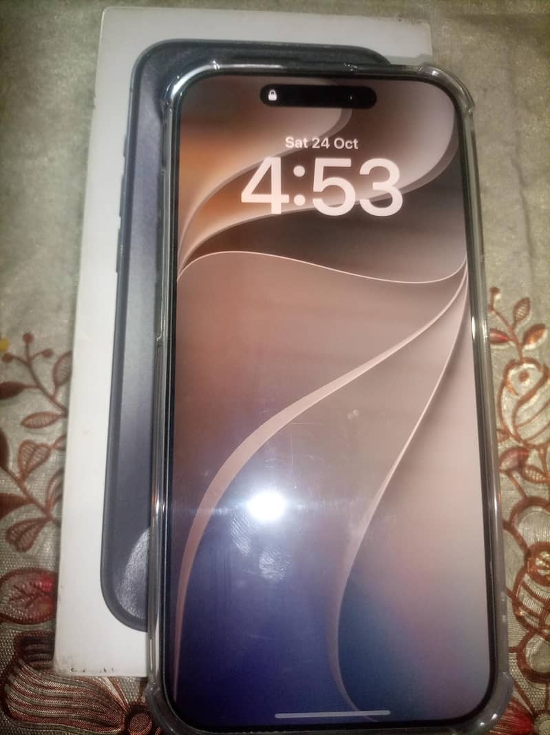 Apple iPhone 15 Pro 0