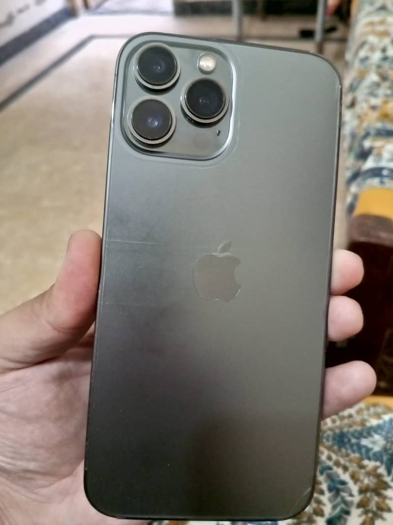 Apple iPhone 13 Pro Max 9