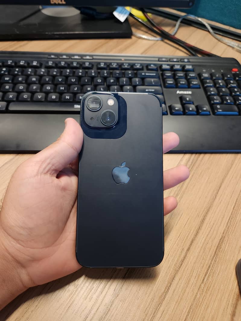 Apple iPhone 13 4