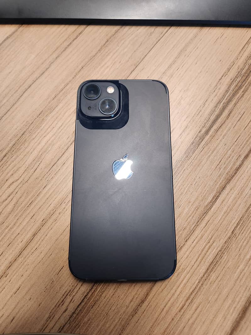 Apple iPhone 13 6
