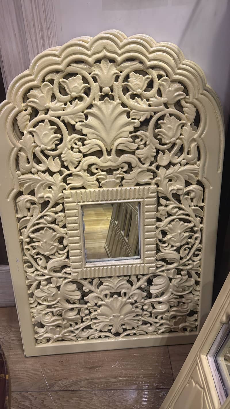 Panels 1