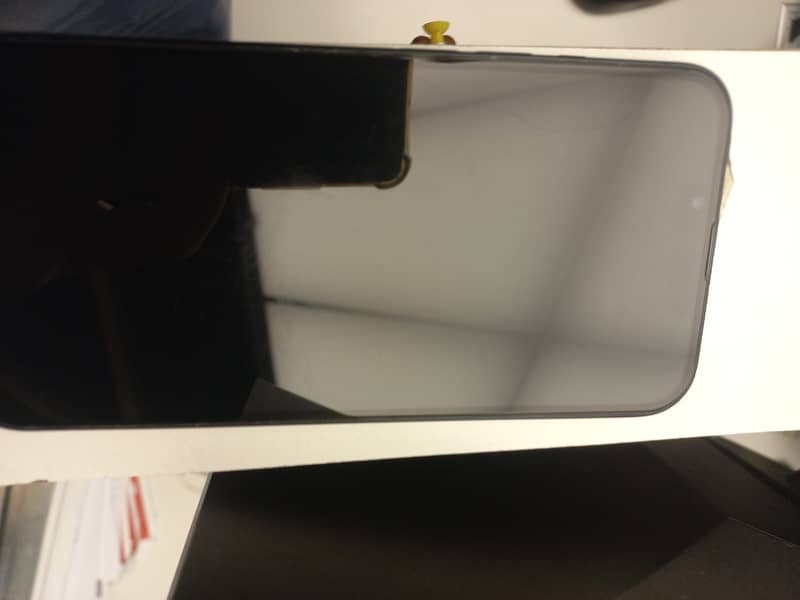 Apple iPhone 13 5