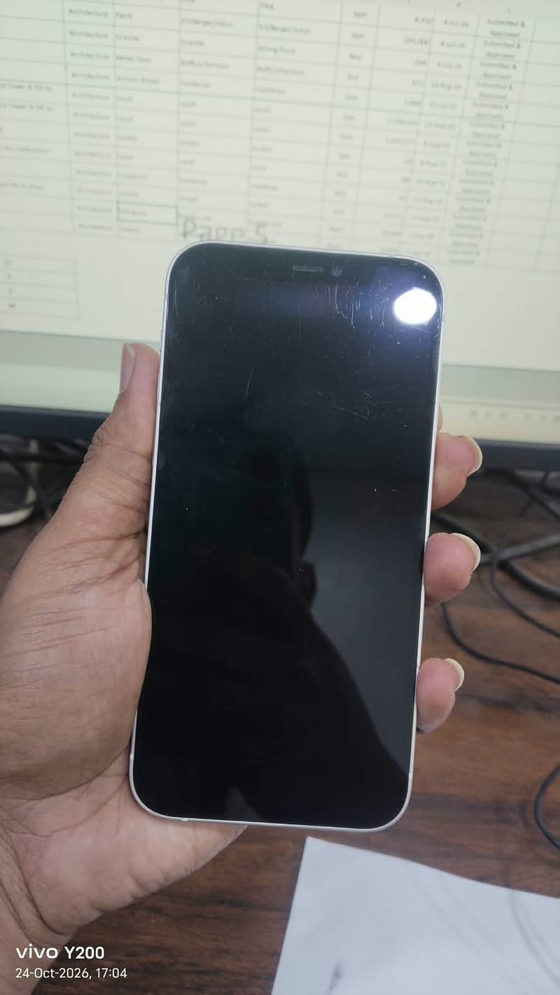 Apple iPhone 12 2