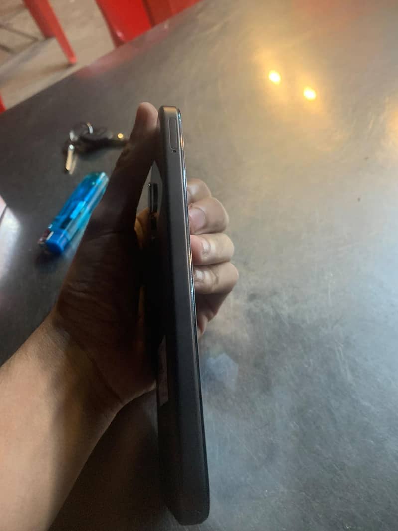 OPPO A6c 4