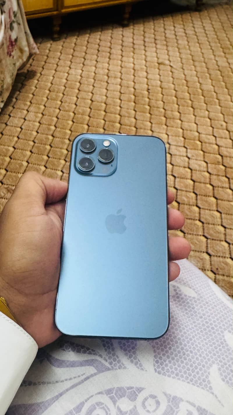 Apple iPhone 12 Pro Max 3