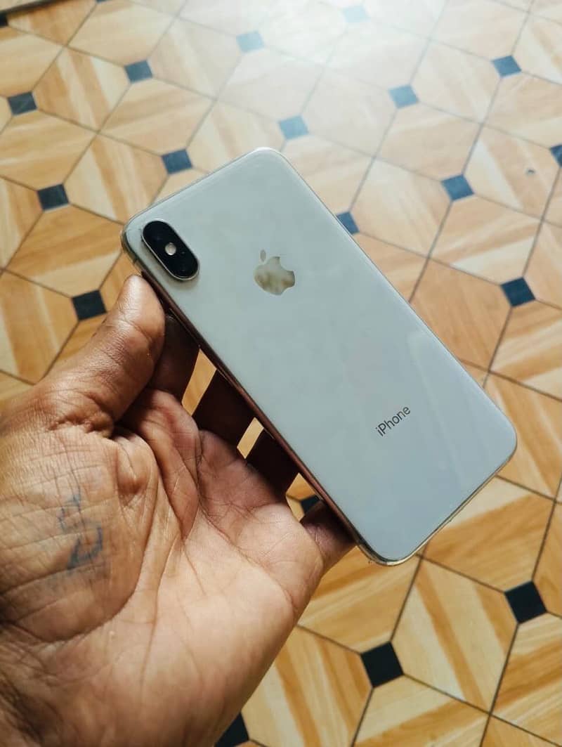 Apple iPhone X 2