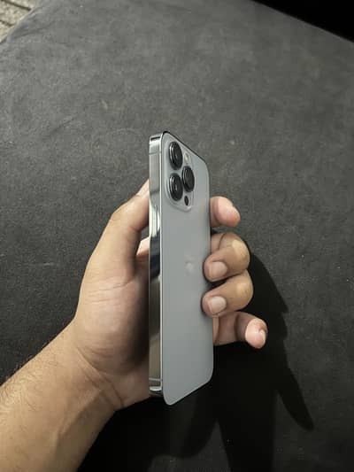 Apple iPhone 13 Pro