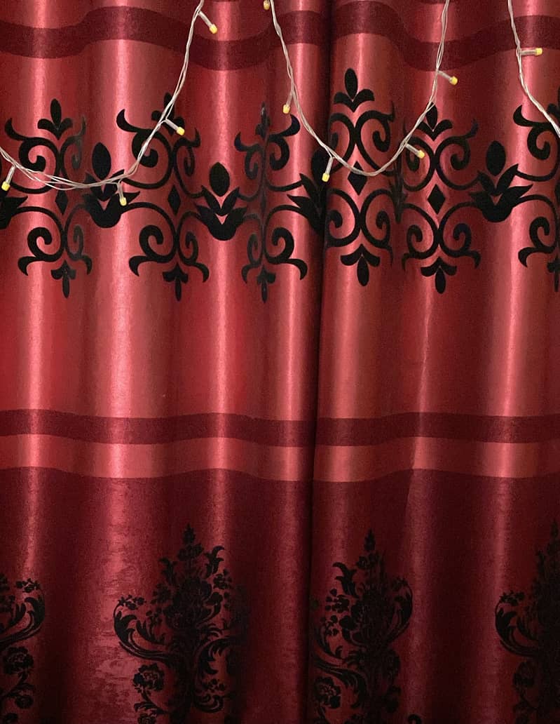 Curtains 0