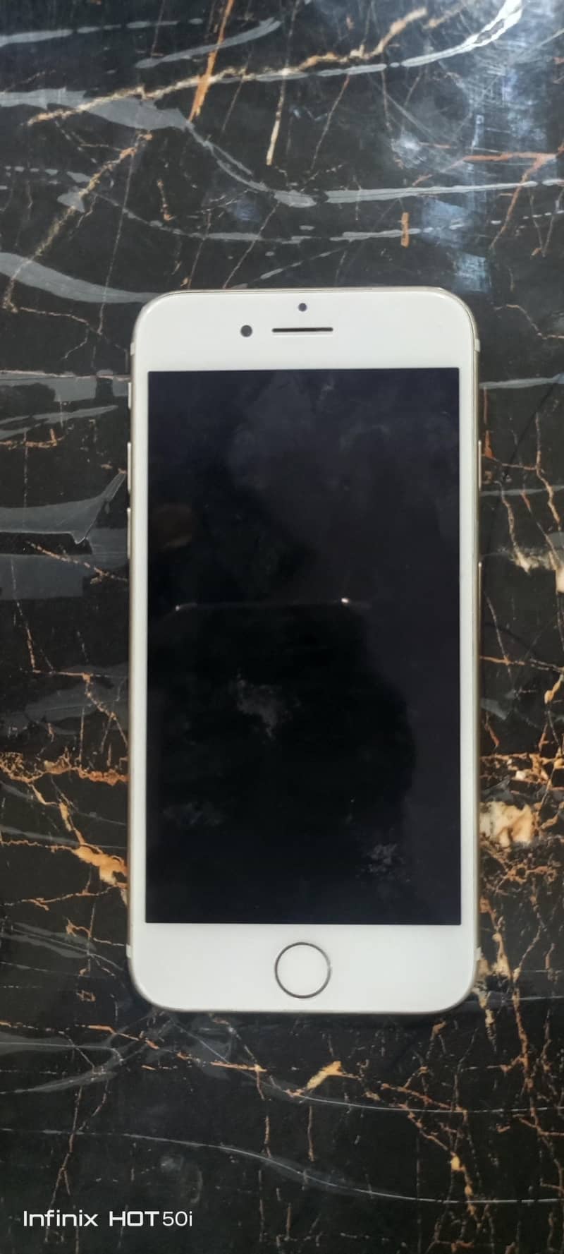 Apple iPhone 7 1
