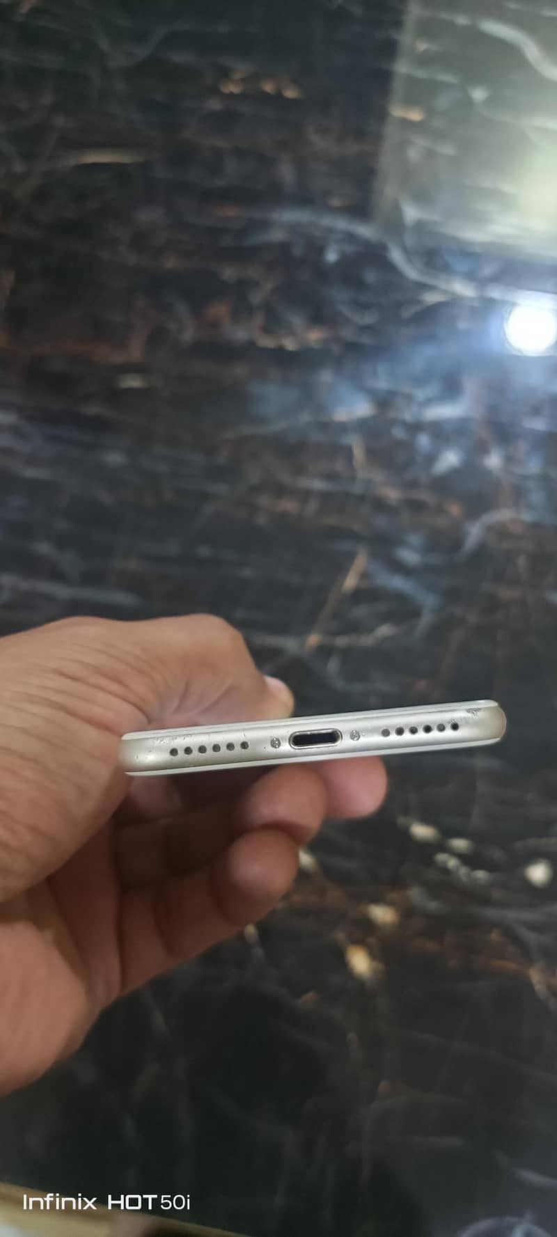 Apple iPhone 7 5