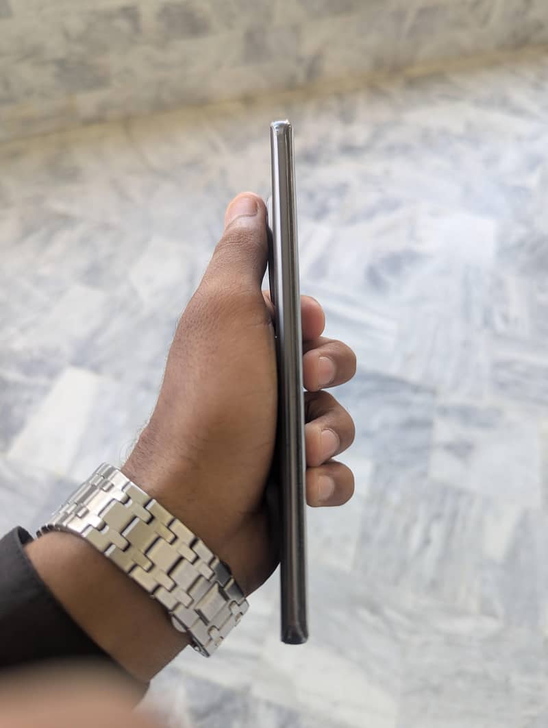 Tecno CAMON 30S 1