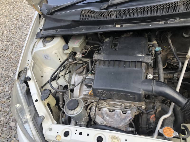 Toyota Vitz 12