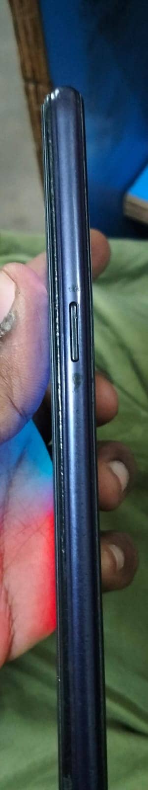 OPPO A3s 3