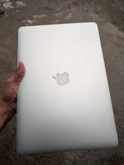 MacBook pro sanoma  03091437053