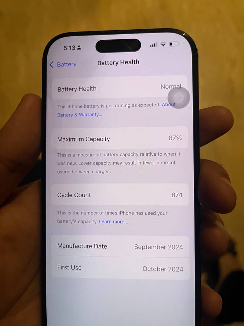 Apple iPhone 16 Pro 0