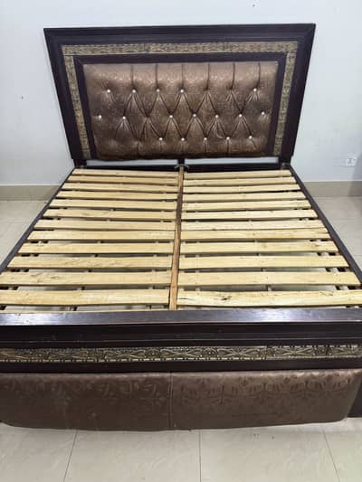 Double Bed Poshish Without Mattress