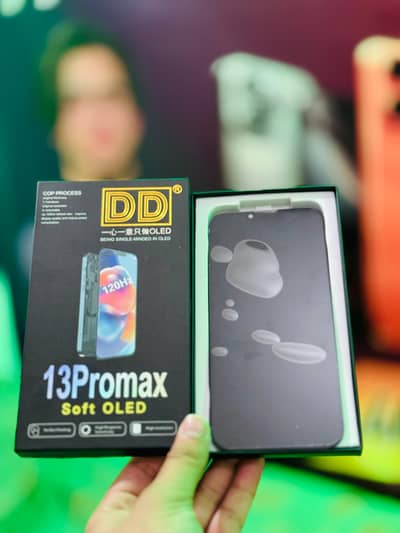 13 pro max screen