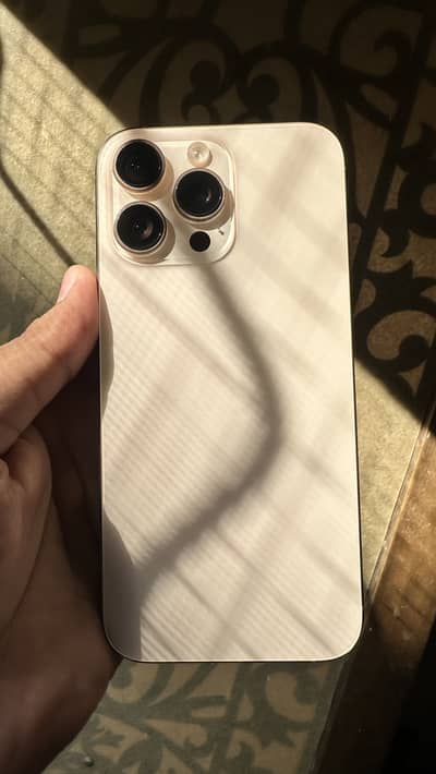 Apple iPhone 16 Pro Max