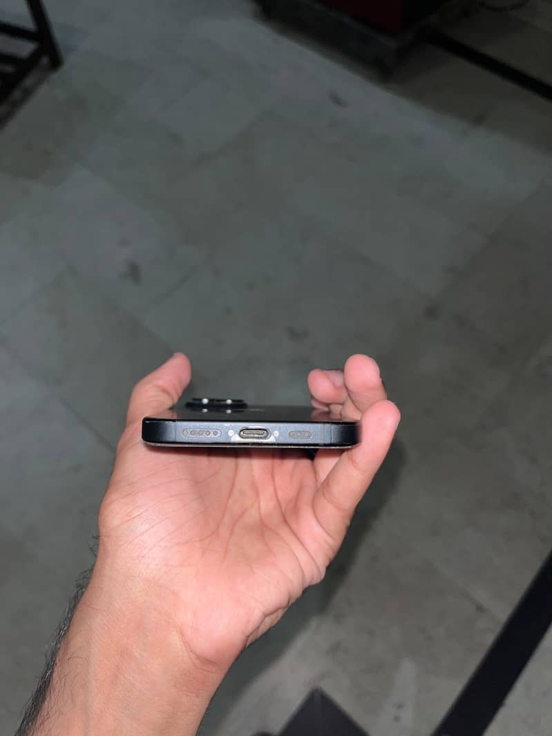 Iphone 15 jv 3