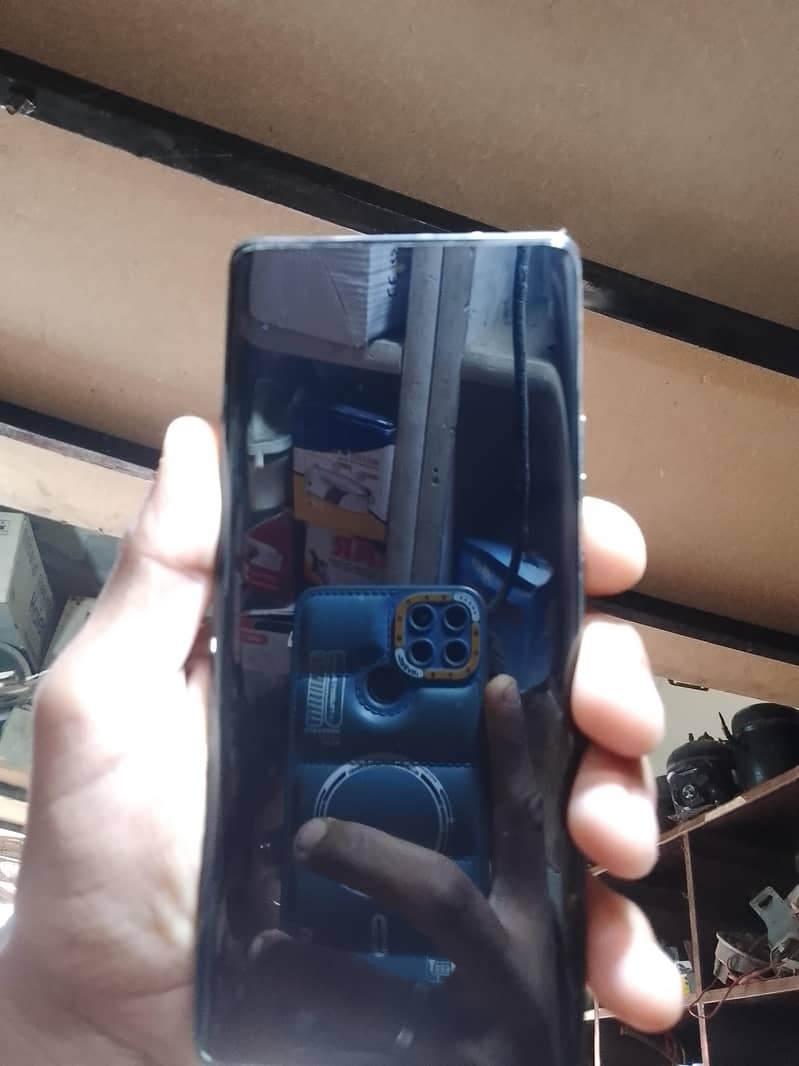 Tecno CAMON 40 Pro 2