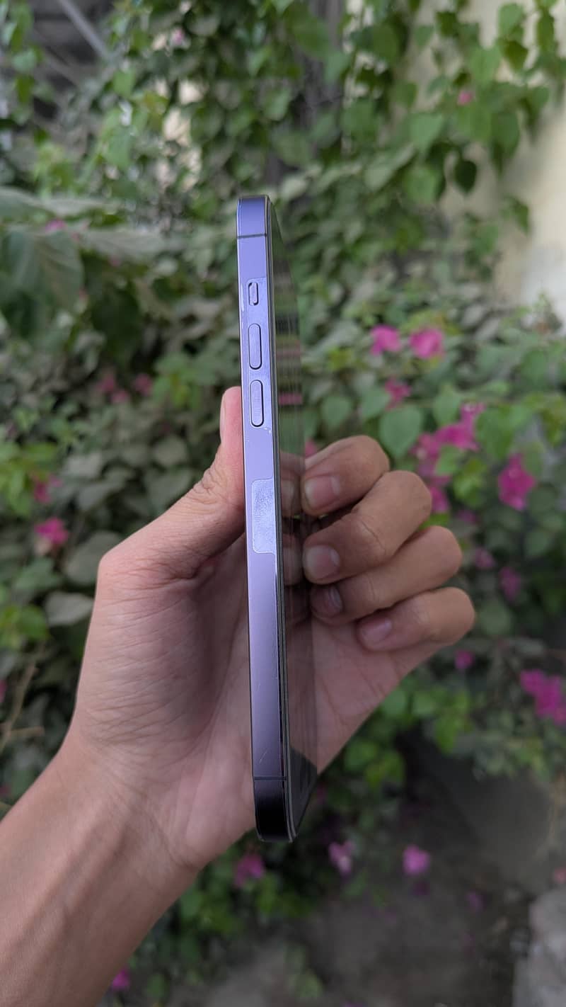 Apple iPhone 14 Pro Max 3