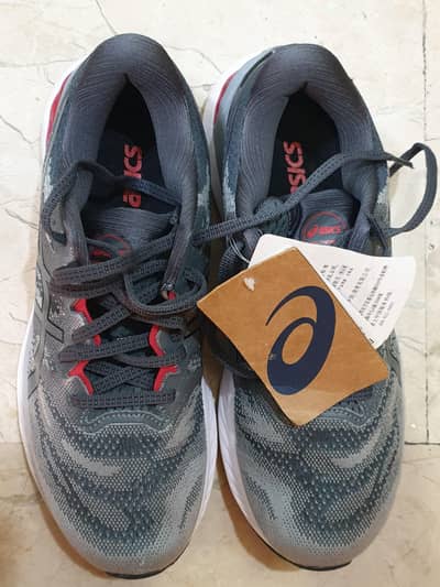 Brand New Asics Gel-Nimbus 23 Size UK 6.5 / EU 40.5