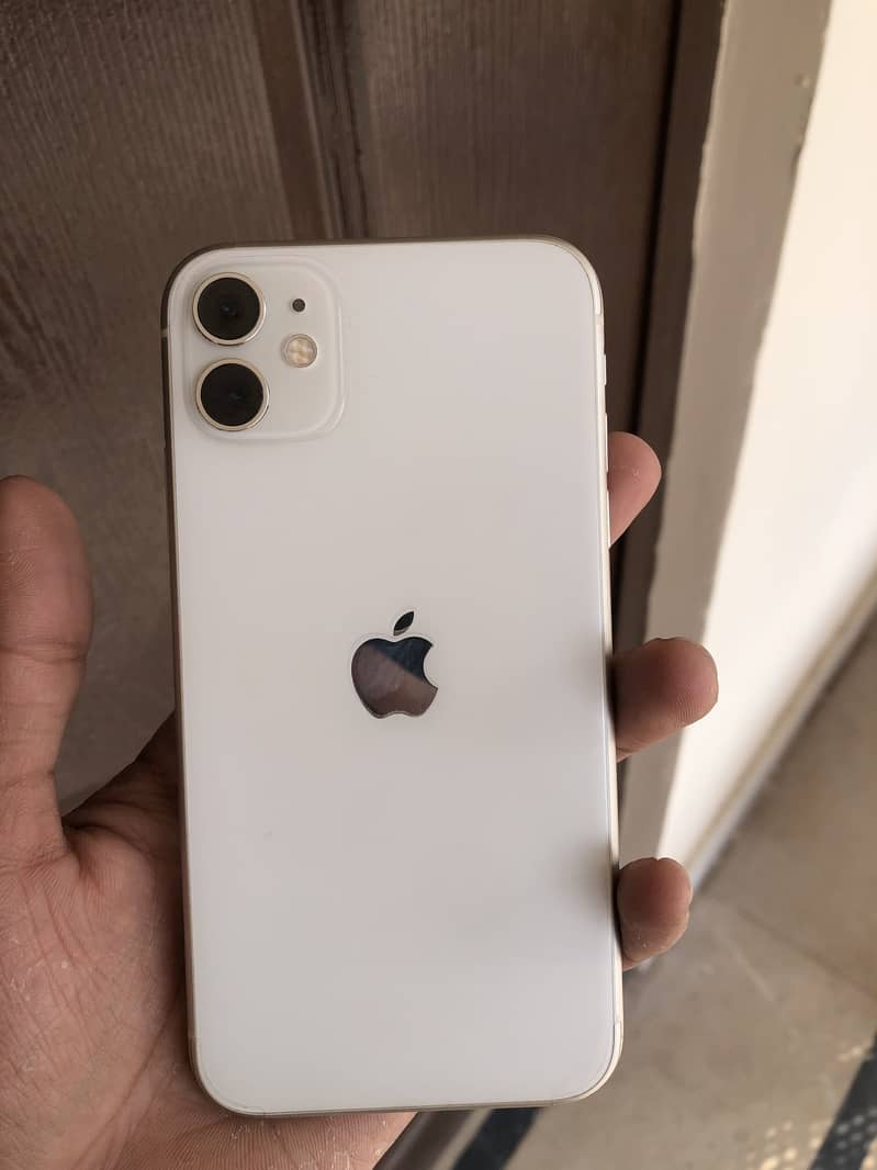 Apple iPhone 11 0