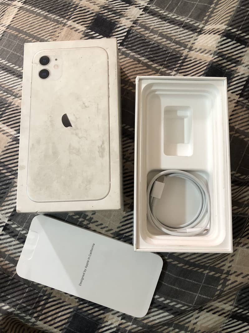 Apple iPhone 11 4