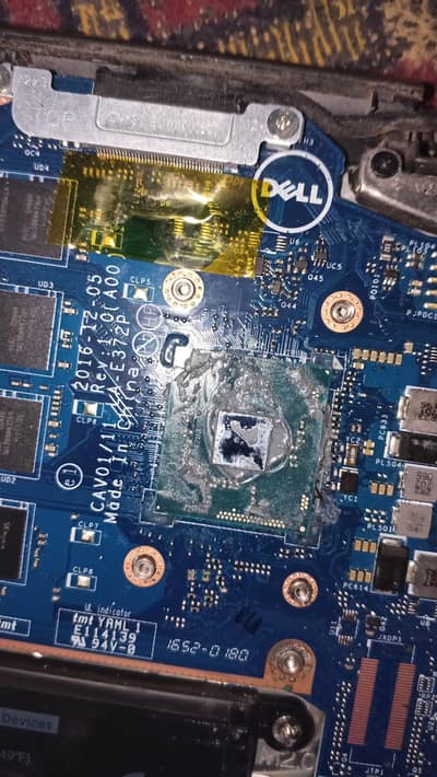 Dell Chromebook 3120 - Dead Board / For Parts - Screen Battery OK