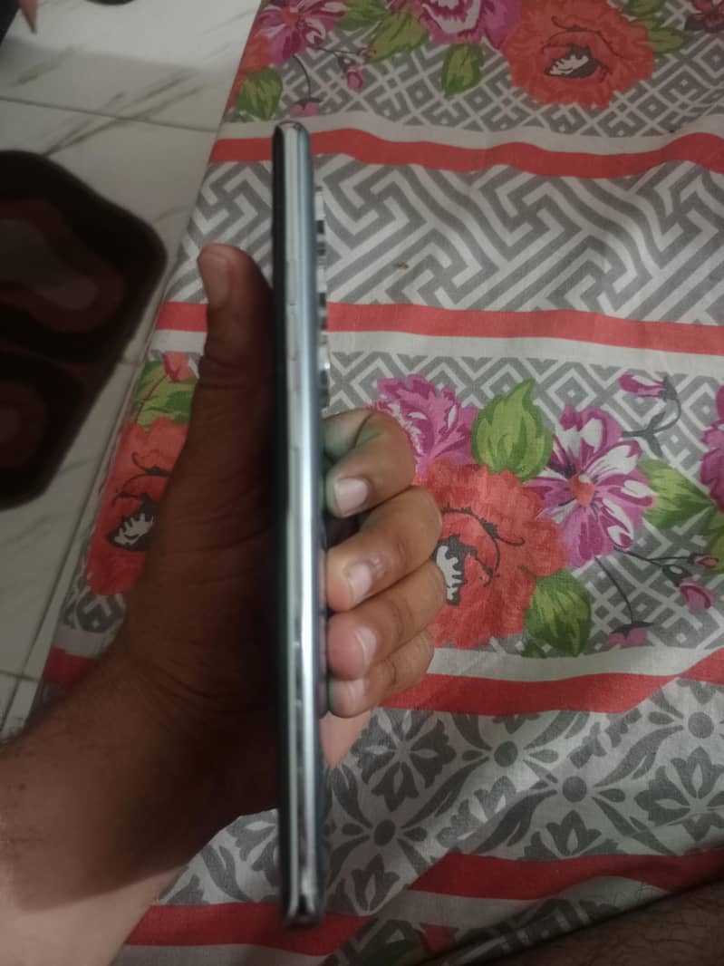 Tecno CAMON 40 Pro 5