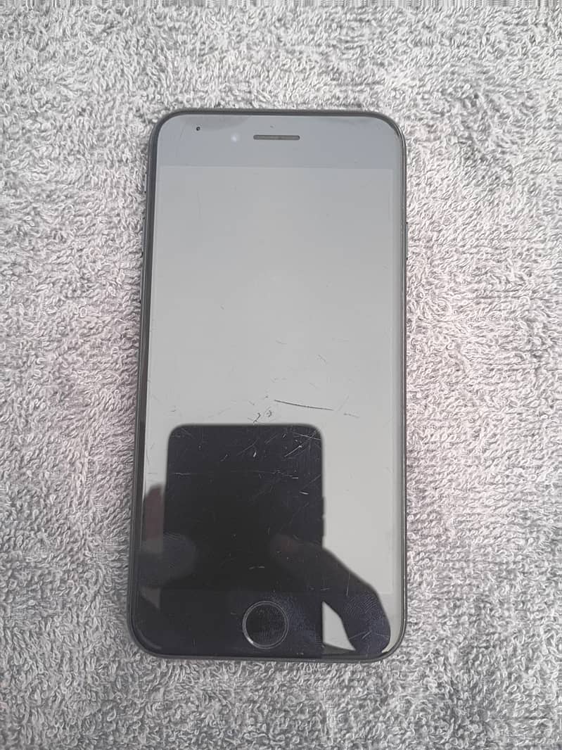 iPhone SE 2020 3