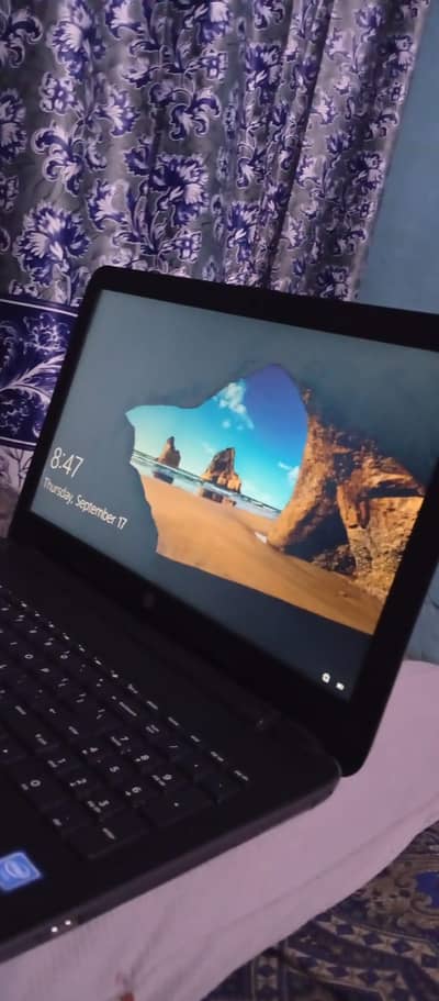HP new Condition battery time good with charger