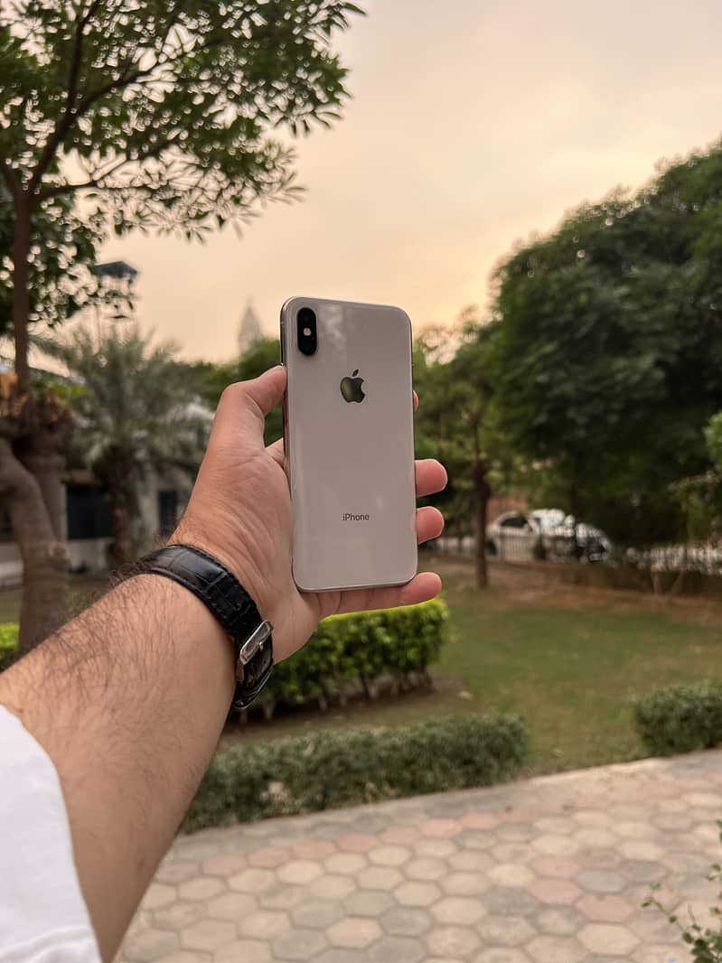 Apple iPhone X 0