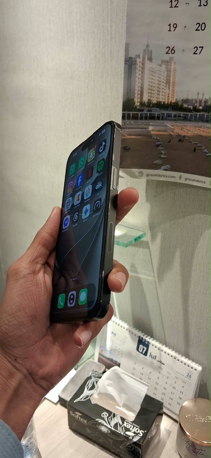 Apple iPhone 14 Pro Max 2
