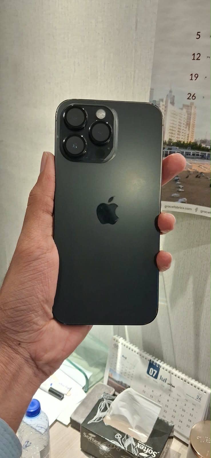 Apple iPhone 14 Pro Max 4