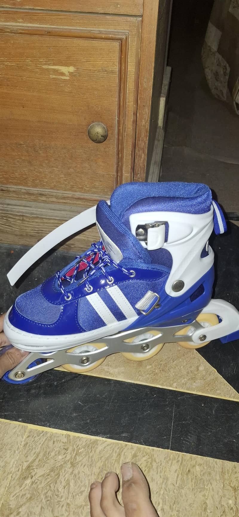 Skating shoes 2