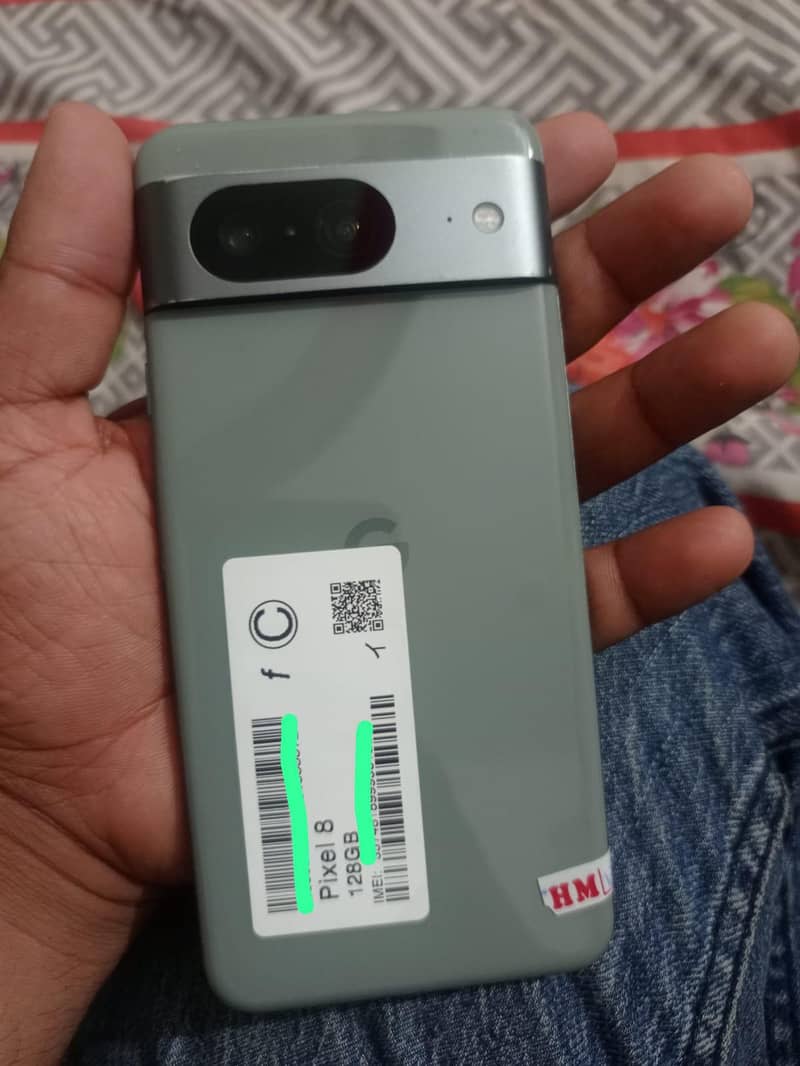 Google Pixel 8 4