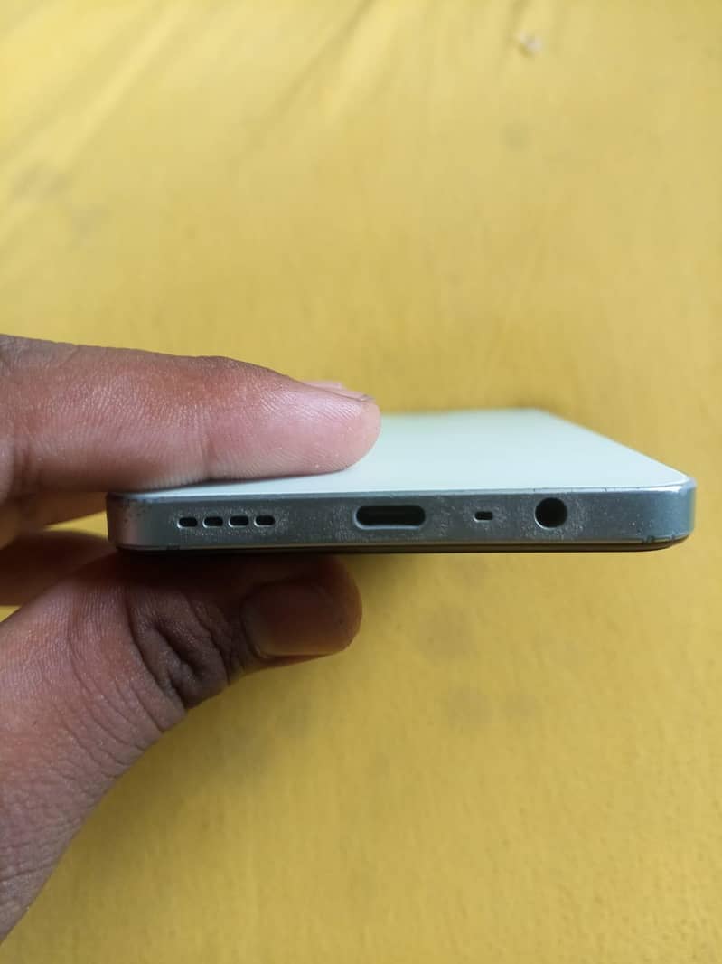 Realme Note 60x 2