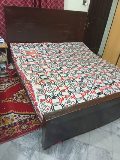 King size Bed with Mattress ,as good as new. Slightly Used.