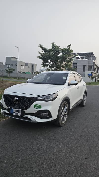 MG HS 2021 Trophy Edition