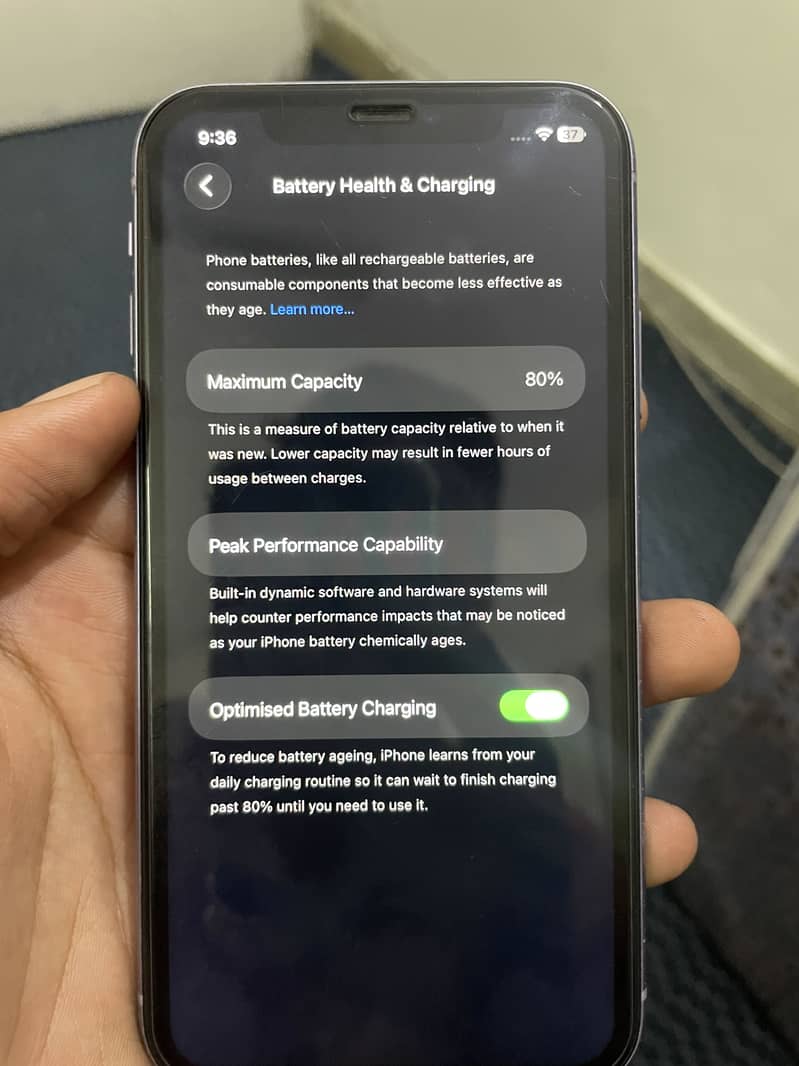 Apple iPhone 11 3