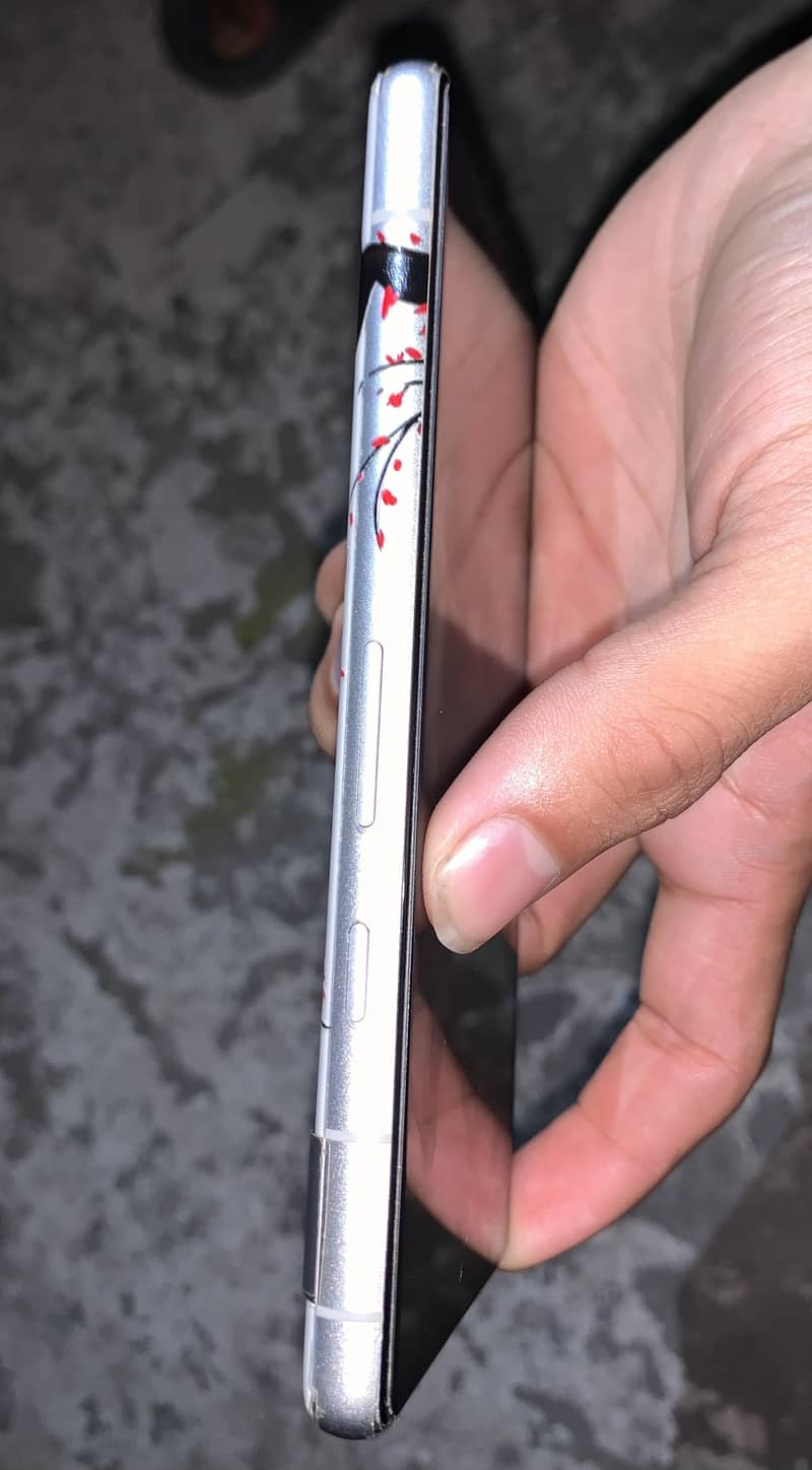 Google Pixel 7a 4