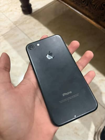 Apple iPhone 7