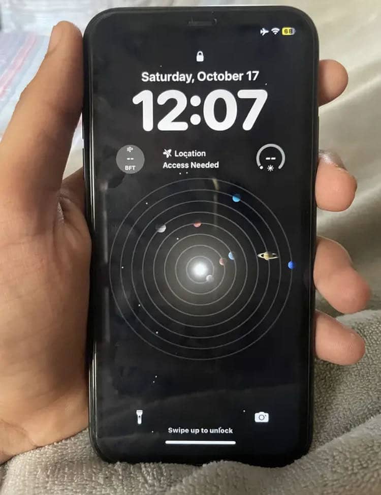 Apple iPhone 11 0